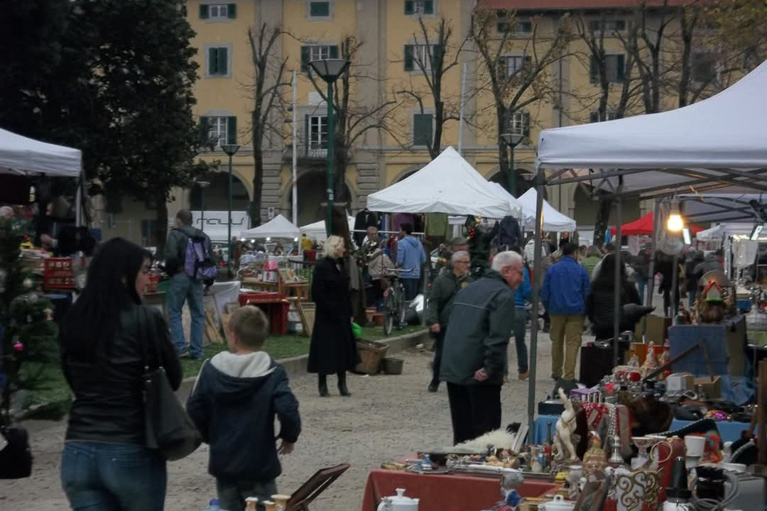 Locandina: Mercatale Viva