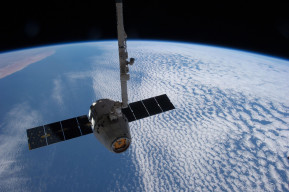 “I Near Earth Object”, la dinamica del volo spaziale, meccanica celeste e scienze