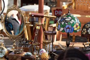 Foto di mercatino dell'usato
